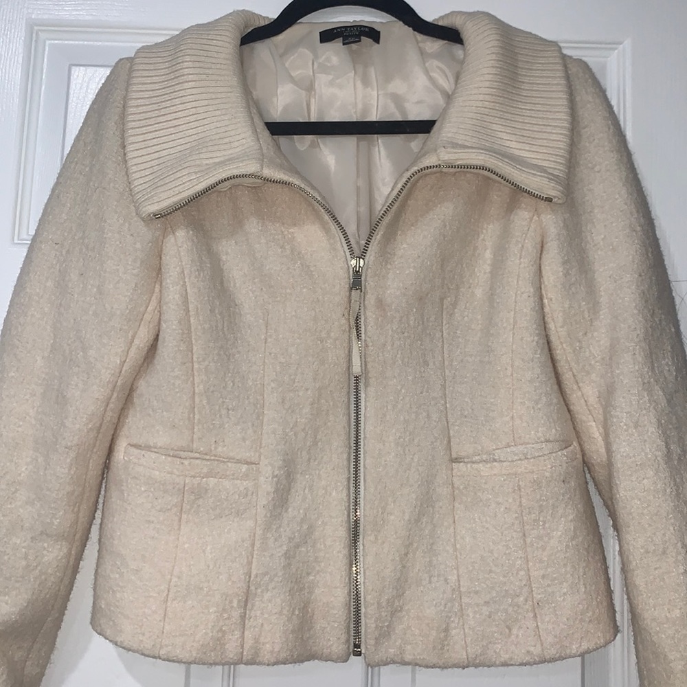 Ann Taylor petite cream zip up jacket/sweater